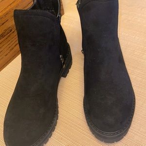 Chelsea boots